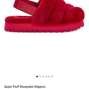 Ugg size 7 woman’s Sheepskin slippers in RED ❤️‍🔥 Original box & packaging✨
